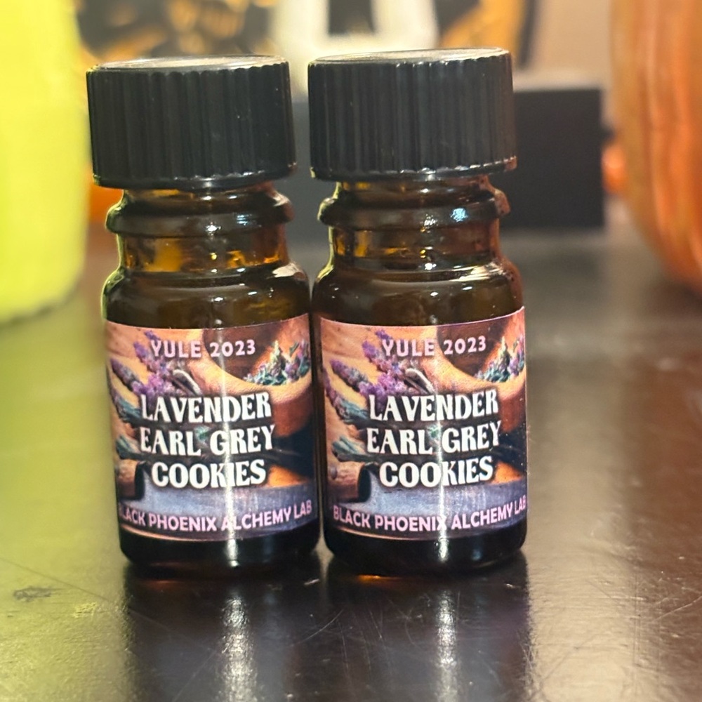 NEW BLACK PHOENIX ALCHEMY LAB PERFUME OIL YULE 2023 LAVENDER EARL GREY COOKIES